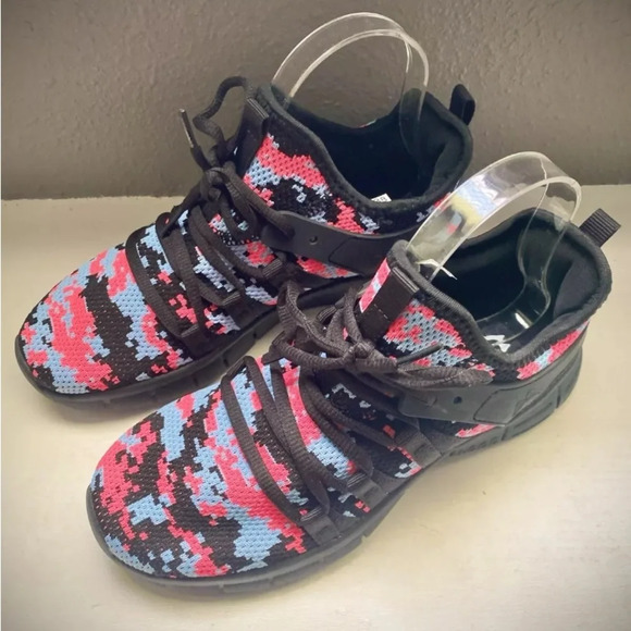 INZCOU Running Shoes Lightweight Tennis Non Slip Gym Workout Shoes Sz 38 NWOT